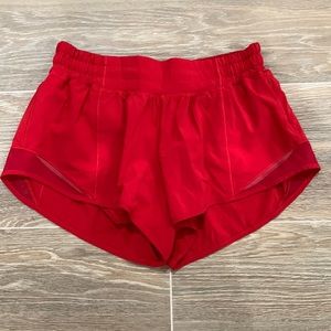 Lululemon Hotty Hot Short 2.5”